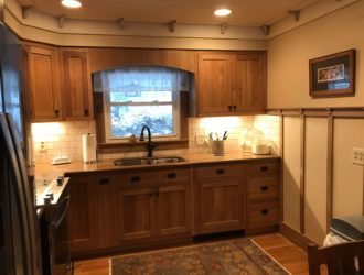 Quatersawn Oak Kitchen Cabinets